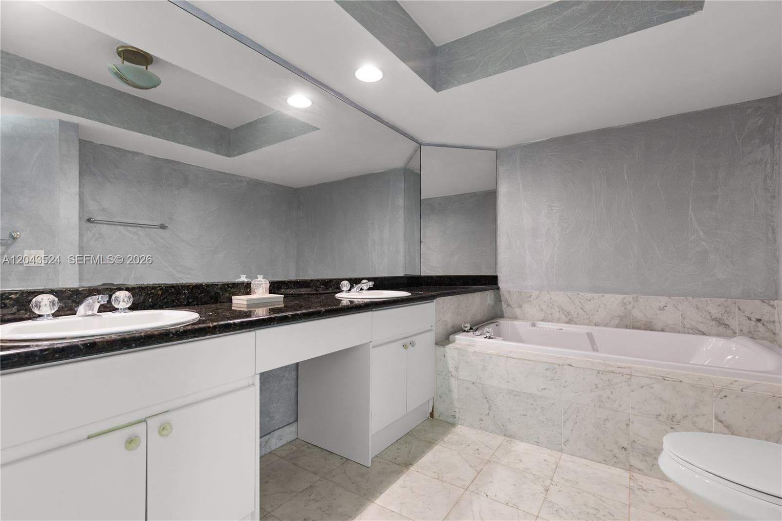 Oceania IV · #942 in Sunny Isles Beach - Photo 32