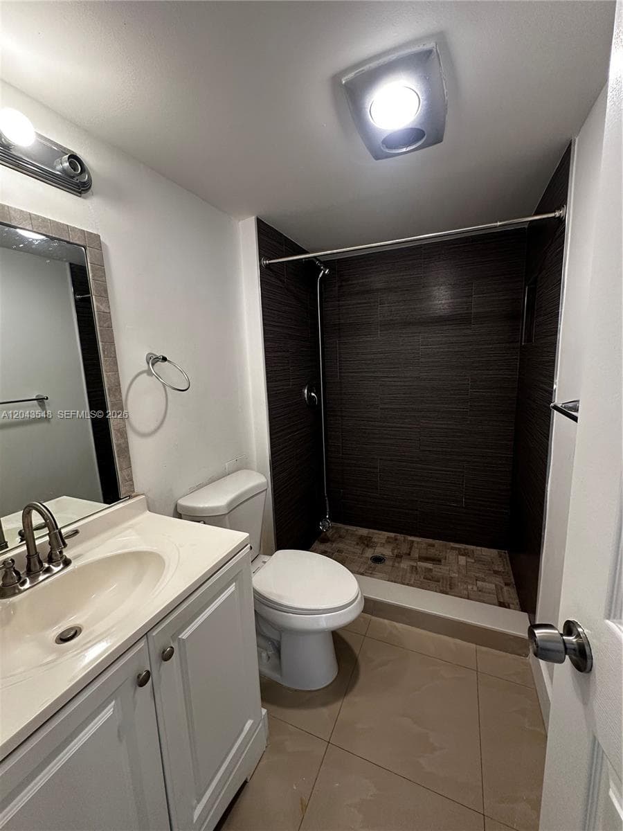 ENSENADA CONDO BLDG E-II · #315 in Aventura - Photo 25