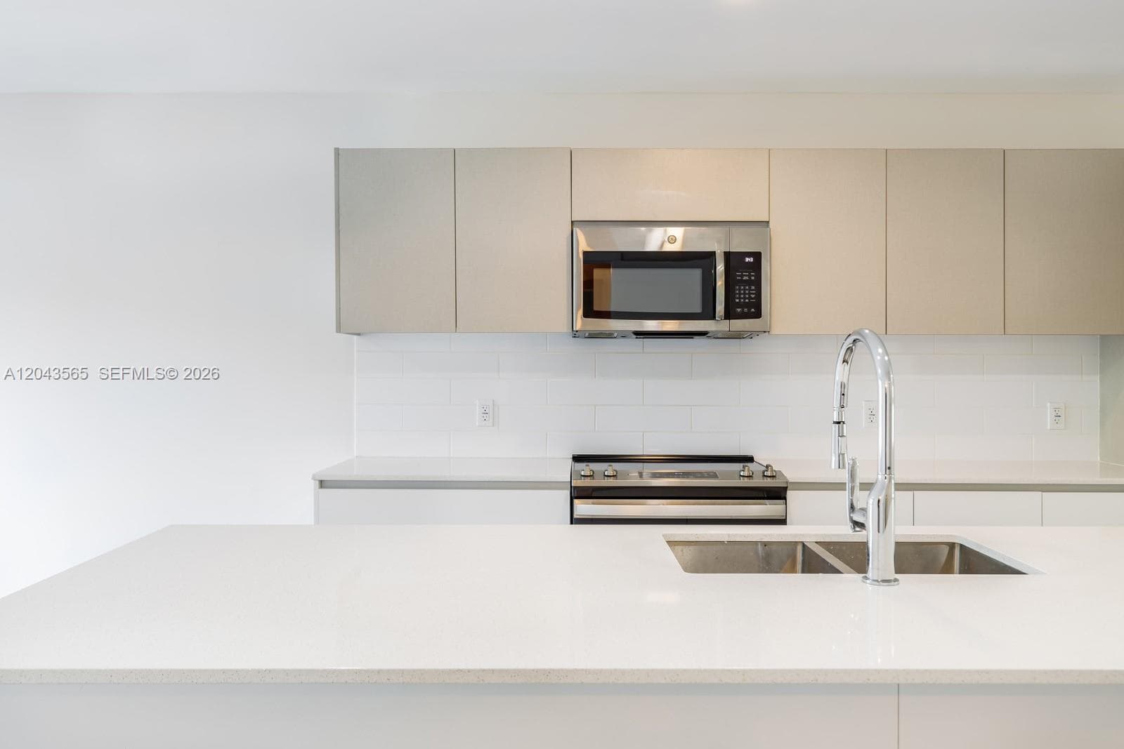 2505 NE 193rd St #4108 photo 6