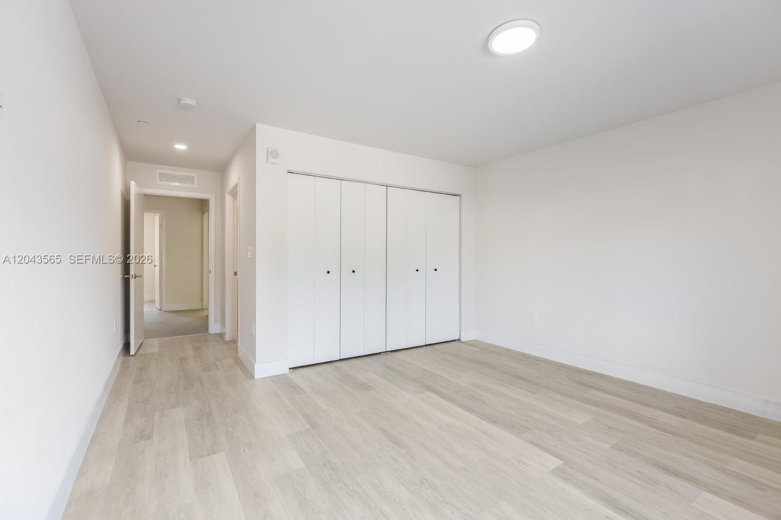 2505 NE 193rd St #4108 photo 8