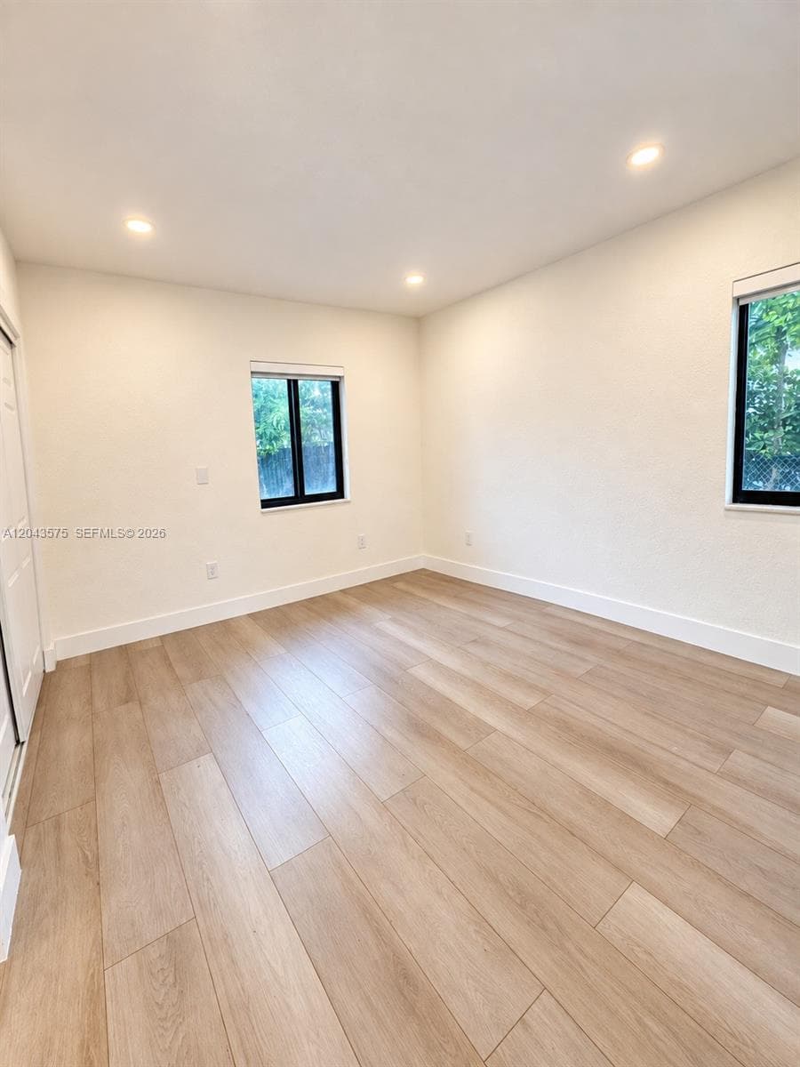 SUNSHINE MANOR · #4 in Miami - Photo 6