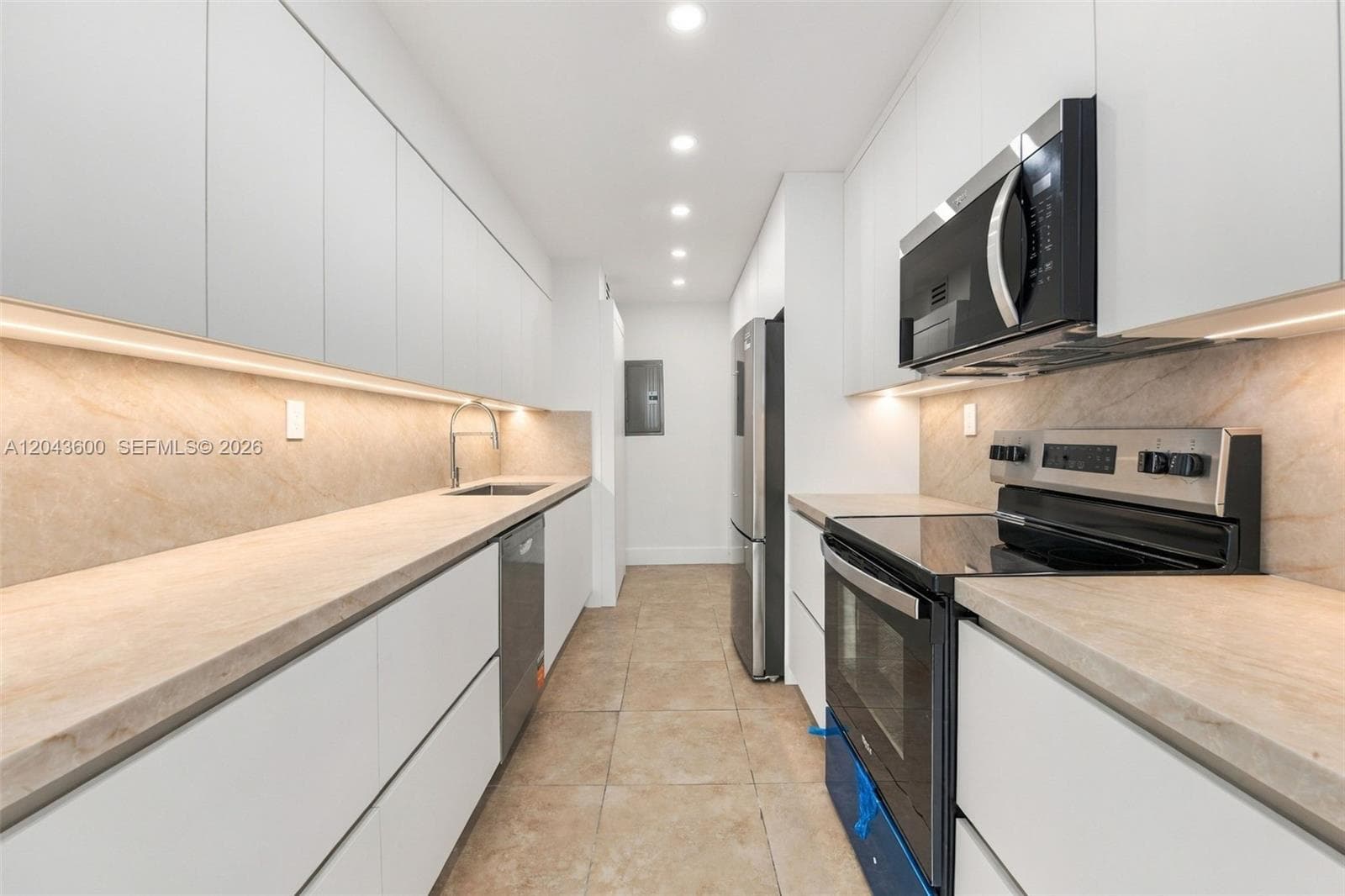 Turnberry Isle · #23C in Aventura - Photo 11