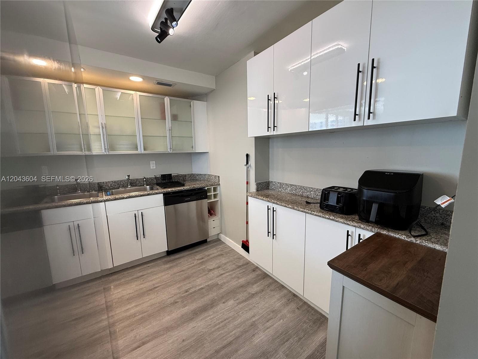 5838 CONDOMINIUM · #15H in Miami Beach - Photo 9
