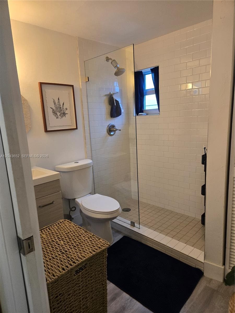 BARCELONA COURT CONDO · #405 in Coral Gables - Photo 11