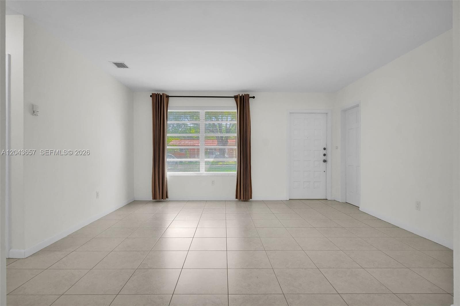 14375 Lake Candlewood Ct photo 5