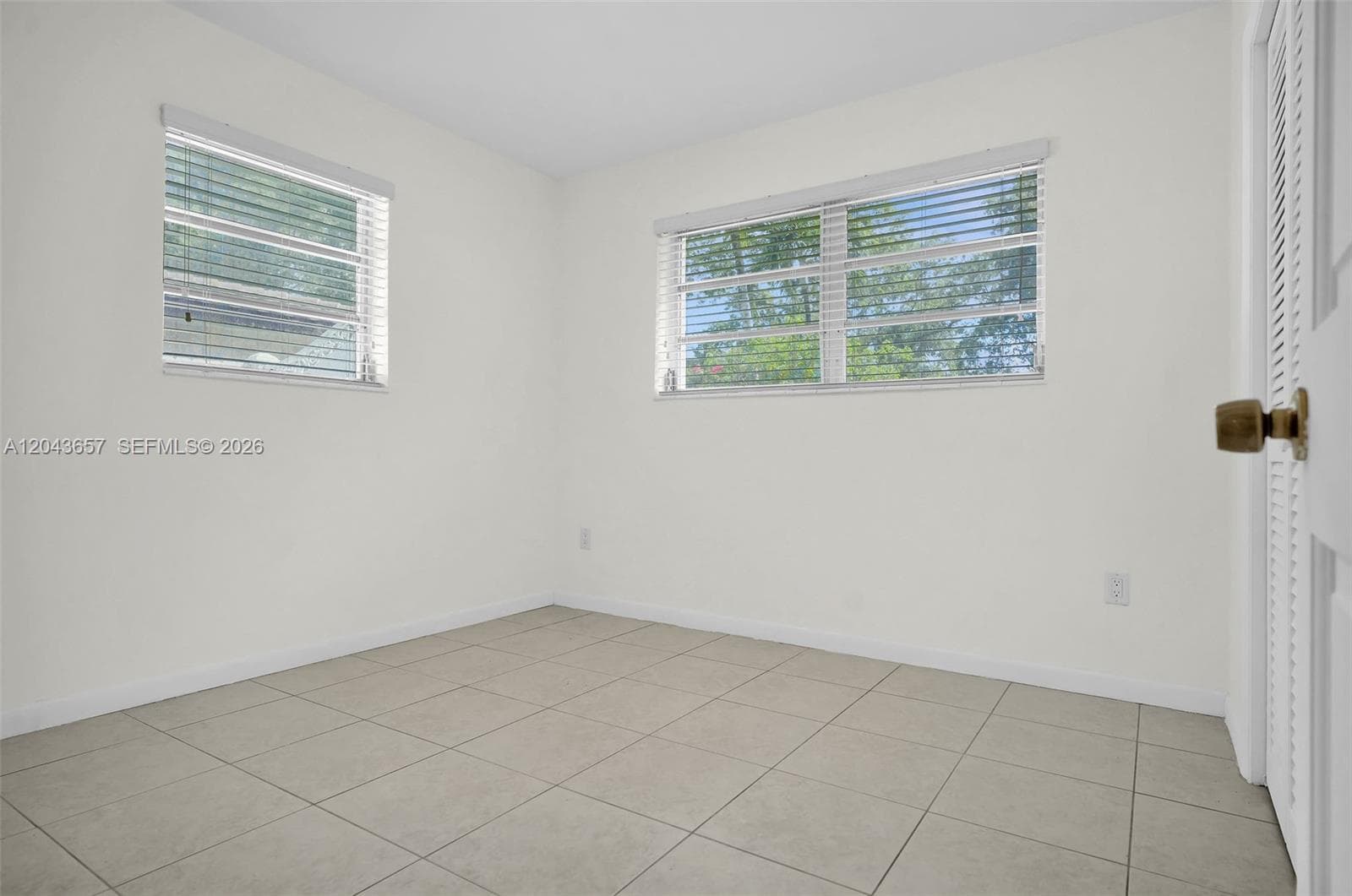 14375 Lake Candlewood Ct photo 19
