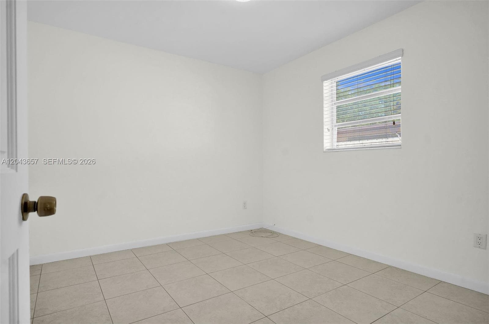 14375 Lake Candlewood Ct photo 21