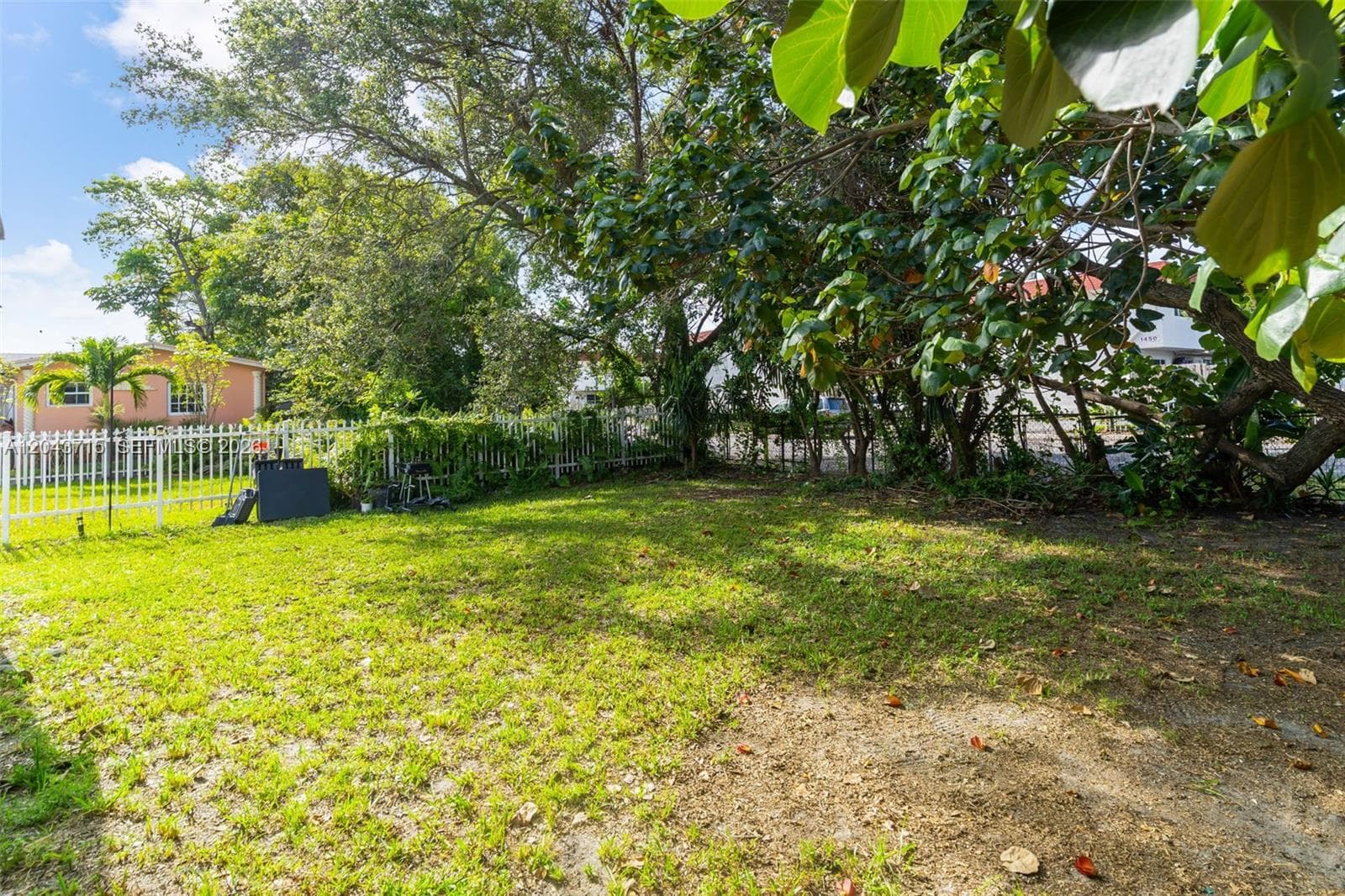 15100 NE 14th Ct photo 21