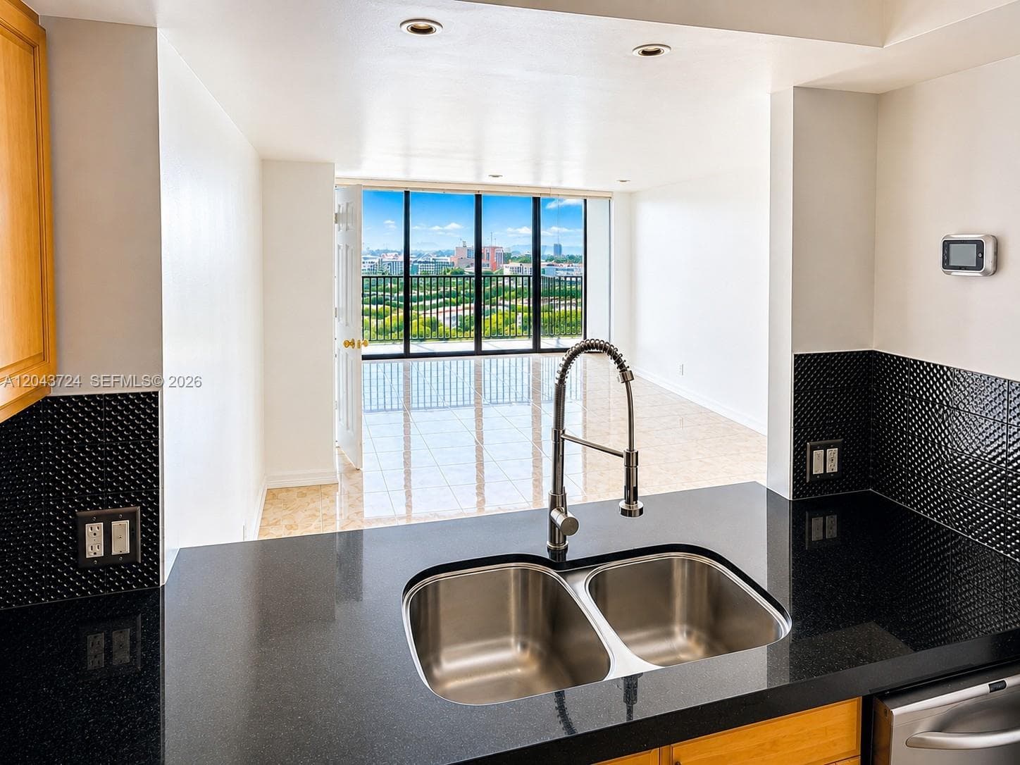CORONADO CONDO · #2210 in Aventura - Photo 6