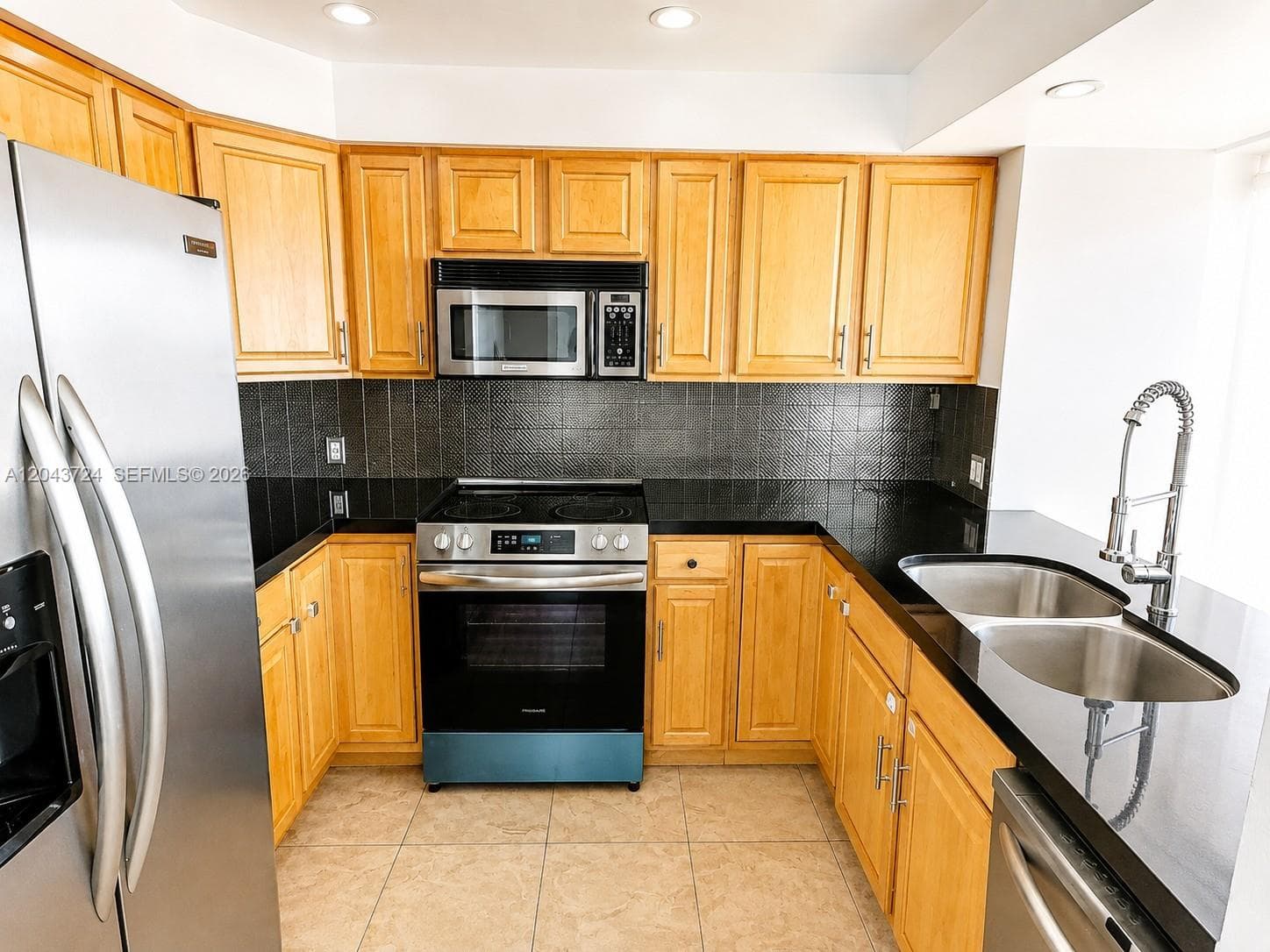 CORONADO CONDO · #2210 in Aventura - Photo 1