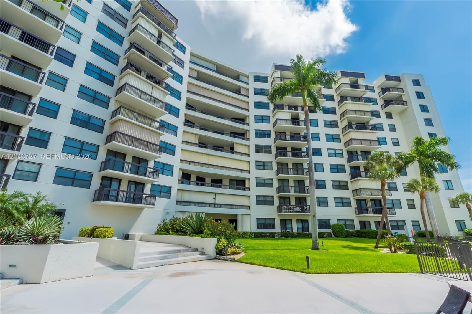 Voyager Condo · #808 in Pompano Beach - Photo 39