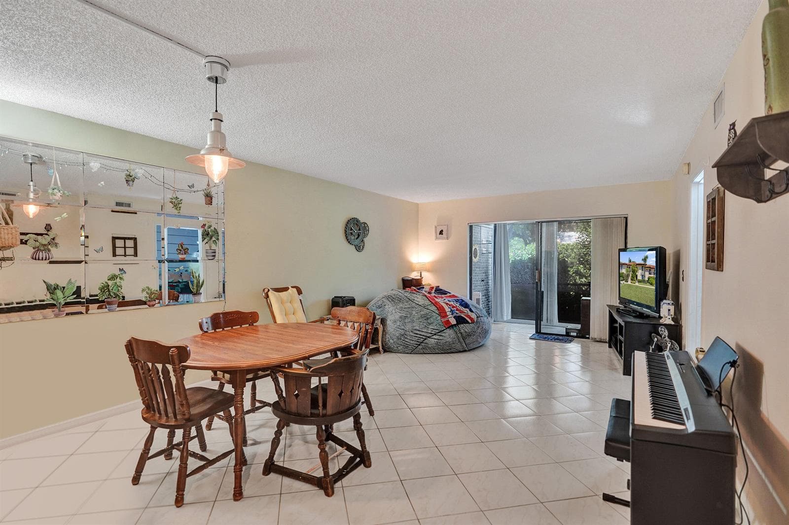 Large Living Room