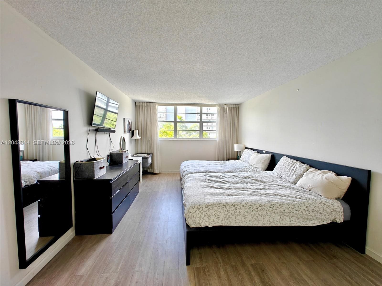 MEADOWBROOK CONDO · #306 in Hallandale Beach - Photo 10