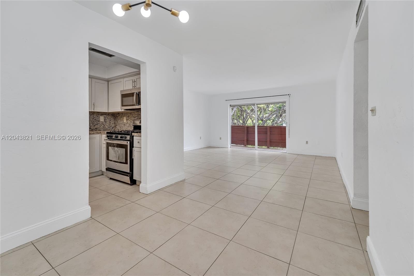 VILLA CAPRI CONDO · #307 in Coral Gables - Photo 3
