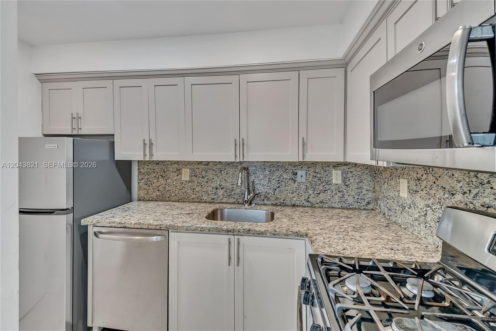 VILLA CAPRI CONDO · #307 in Coral Gables - Photo 8