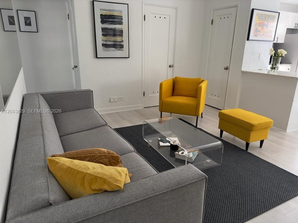 THE LORENA CONDO · #5 in Miami Beach - Photo 2