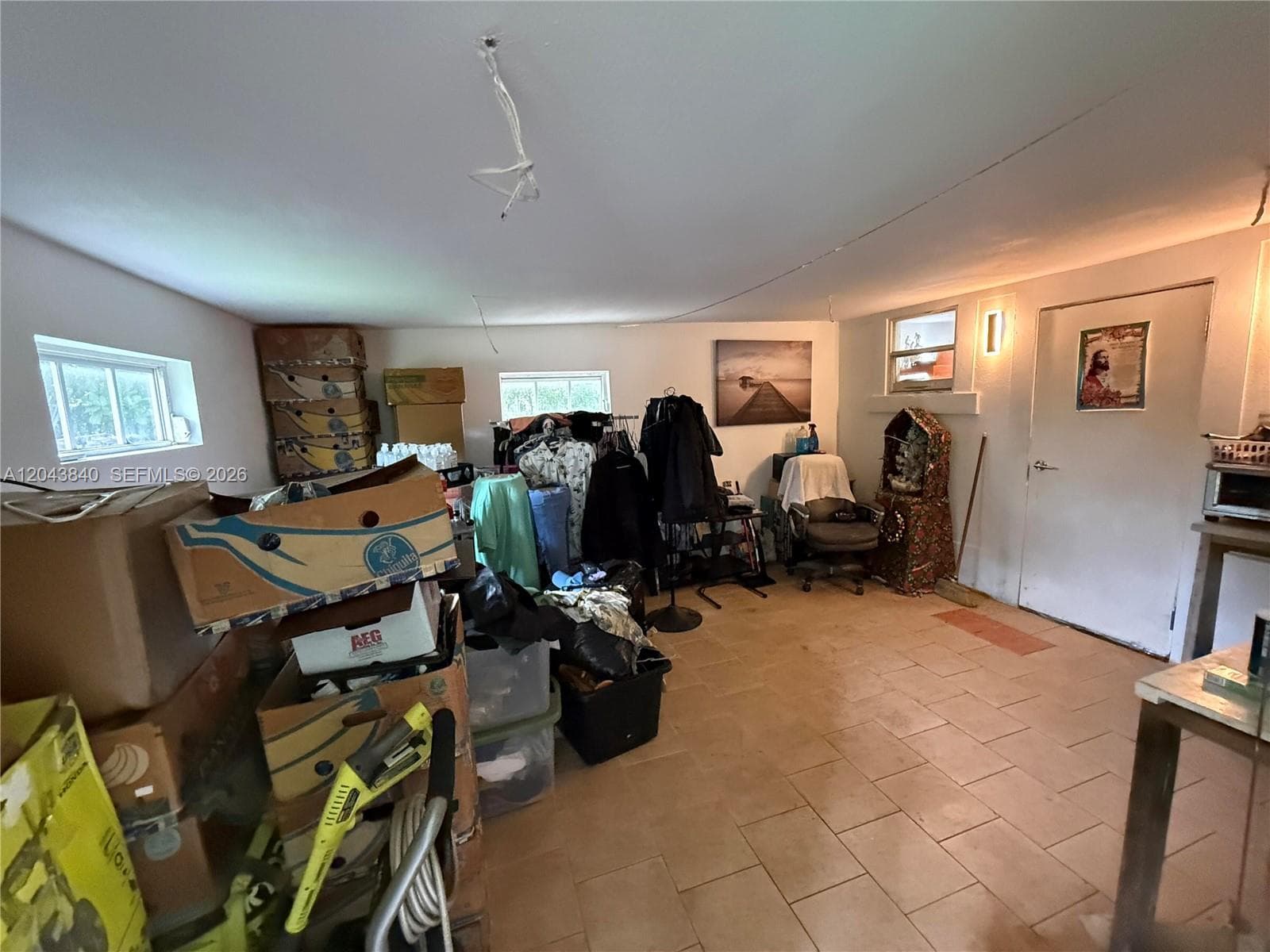 15505 Hayes Ln photo 6
