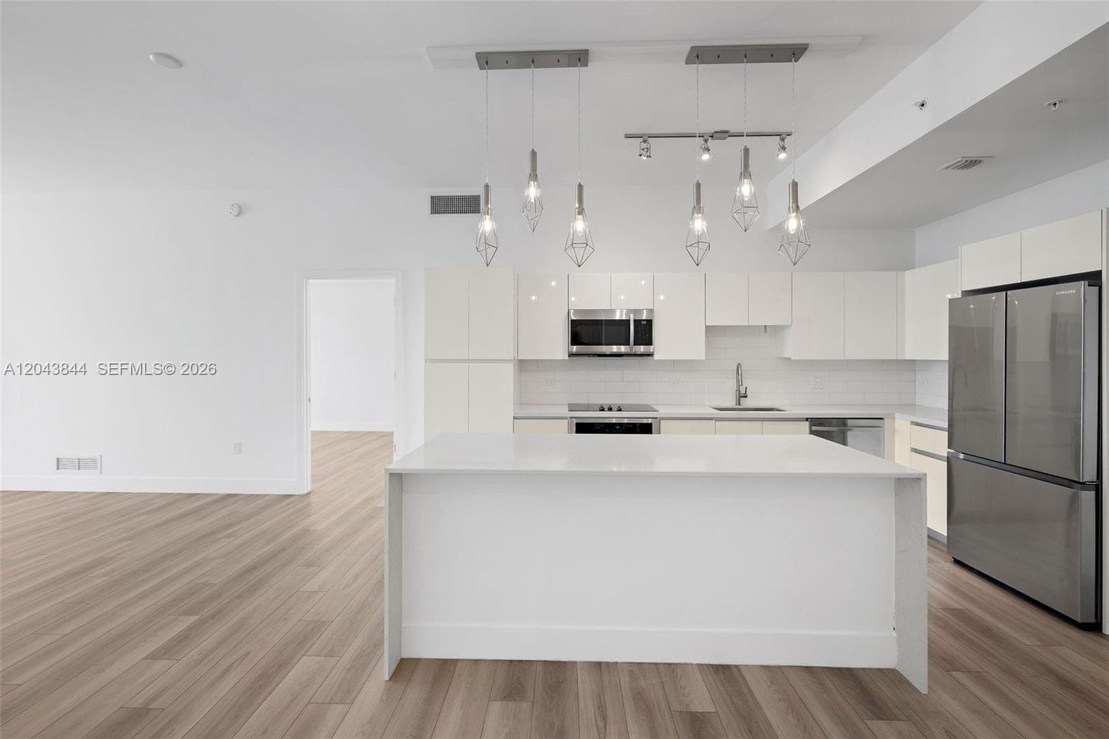 Mondrian Hallandale · #2009 in Hallandale Beach - Photo 4