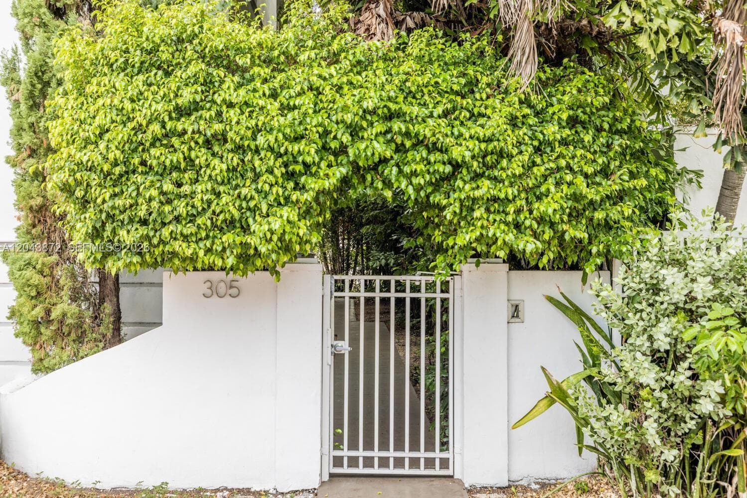 KELLAR COURT CONDO · #2 in Miami Beach - Photo 20