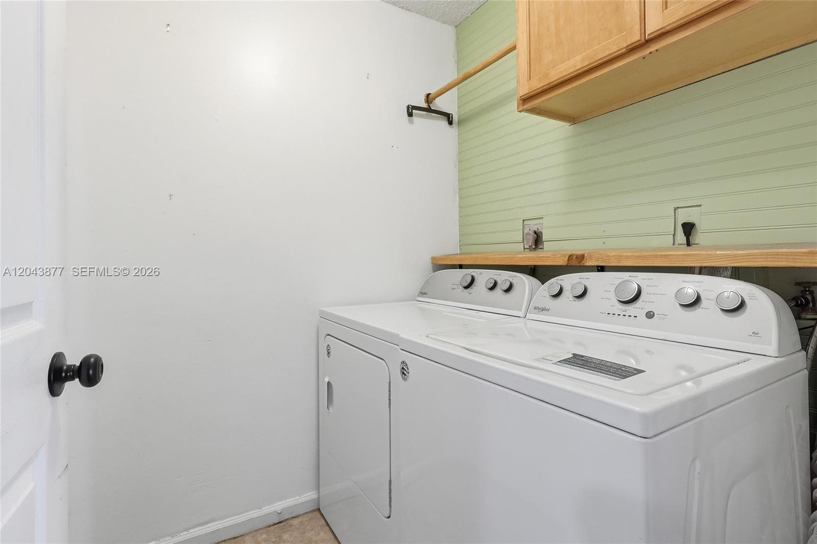 1855 SE 6th Ct photo 18