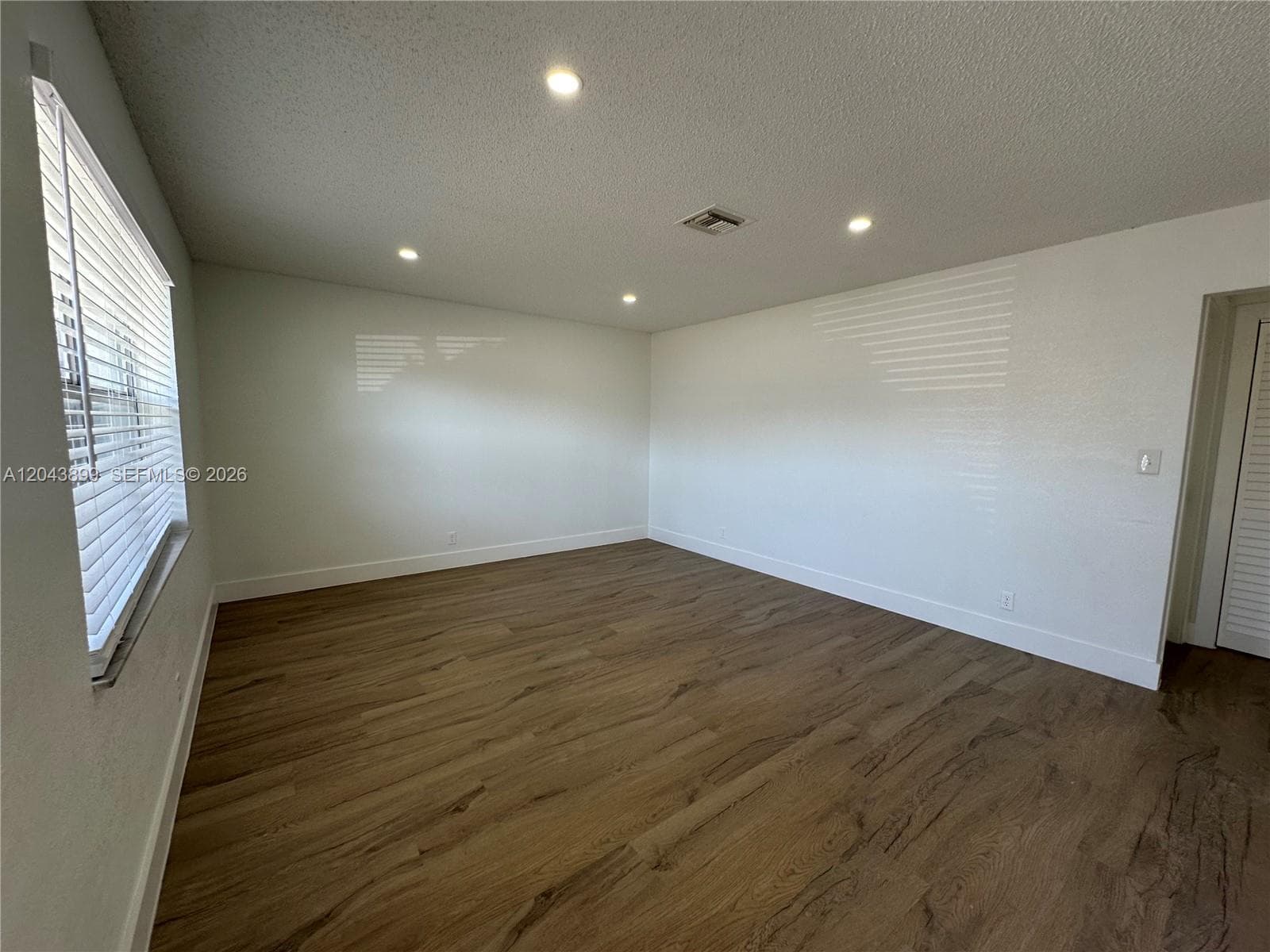 LAUDERDALE GARDENS · #3 in Fort Lauderdale - Photo 10