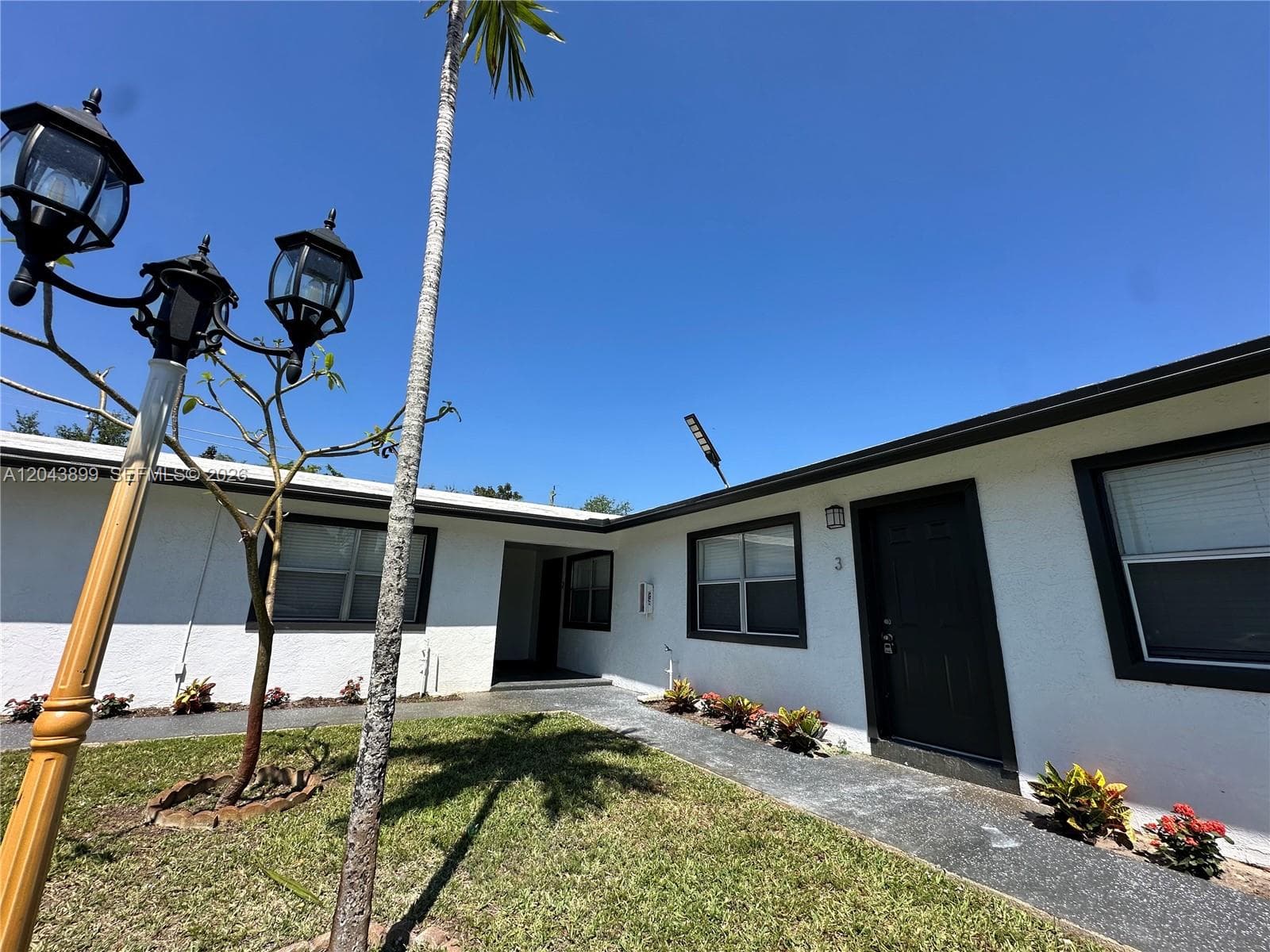 LAUDERDALE GARDENS · #3 in Fort Lauderdale - Photo 21