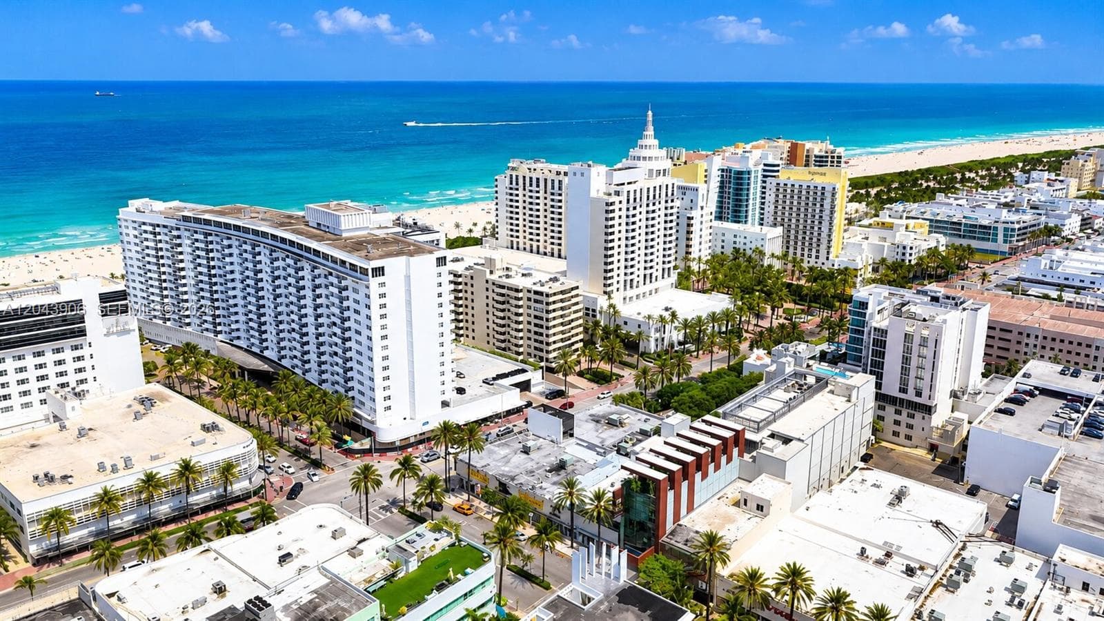 The Georgian · #415 in Miami Beach - Photo 5