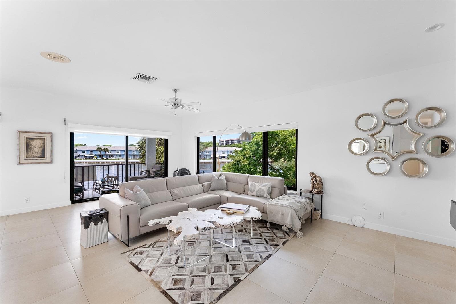 020-1102HighlandBeachDrive-2W-HighlandBe