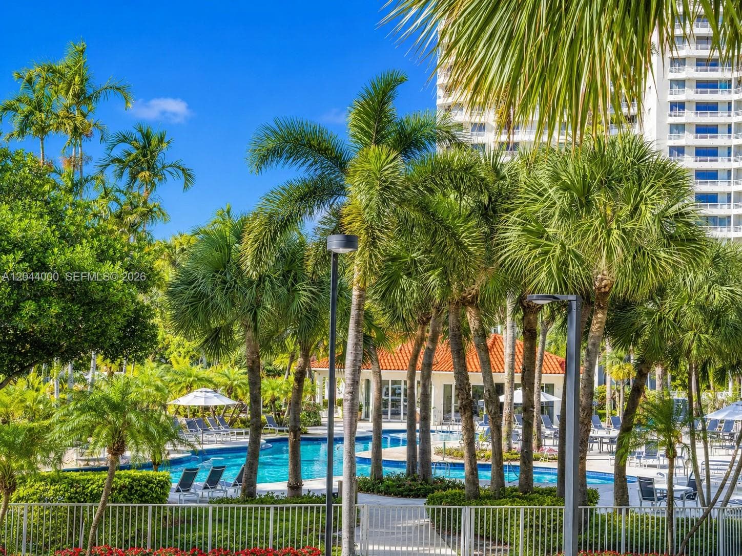 PARC CENTRAL AVENTURA SOU · #211 in Aventura - Photo 14