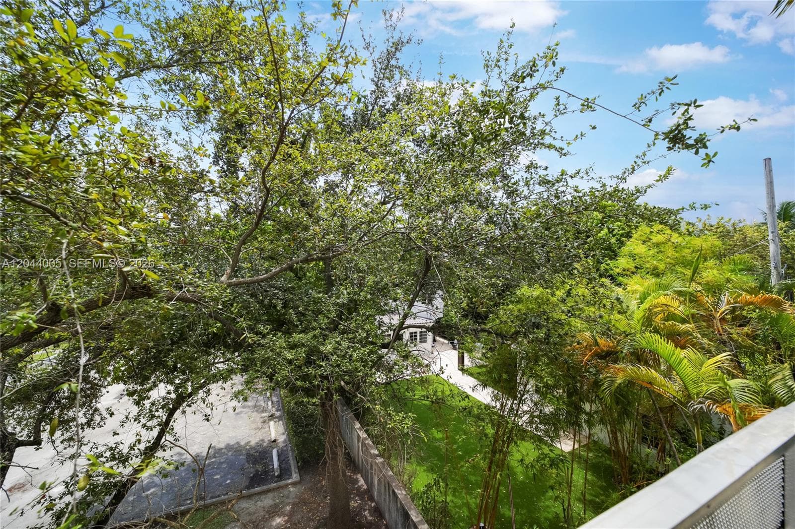 THE MONTCLAIR CONDO · #310 in Miami Beach - Photo 14