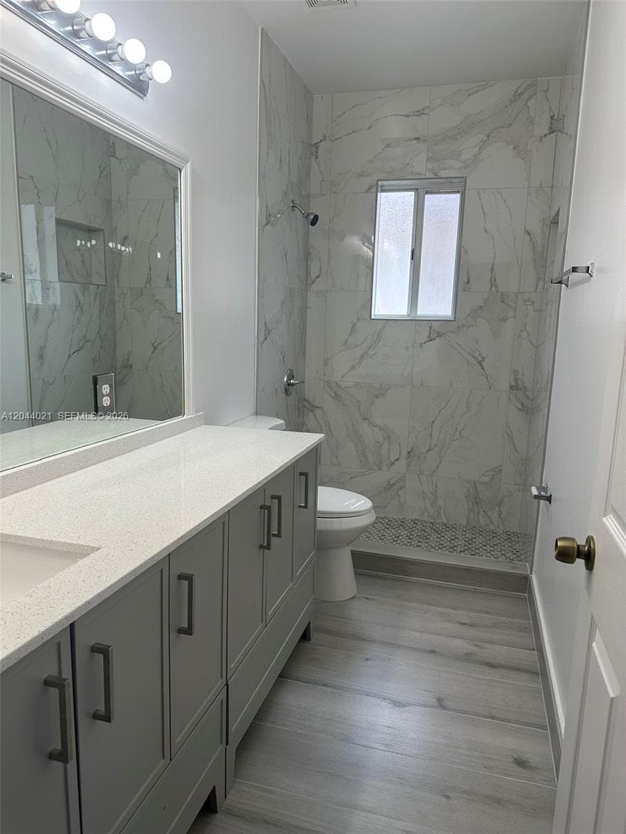 1142 NE 41st Ave #1142 photo 11