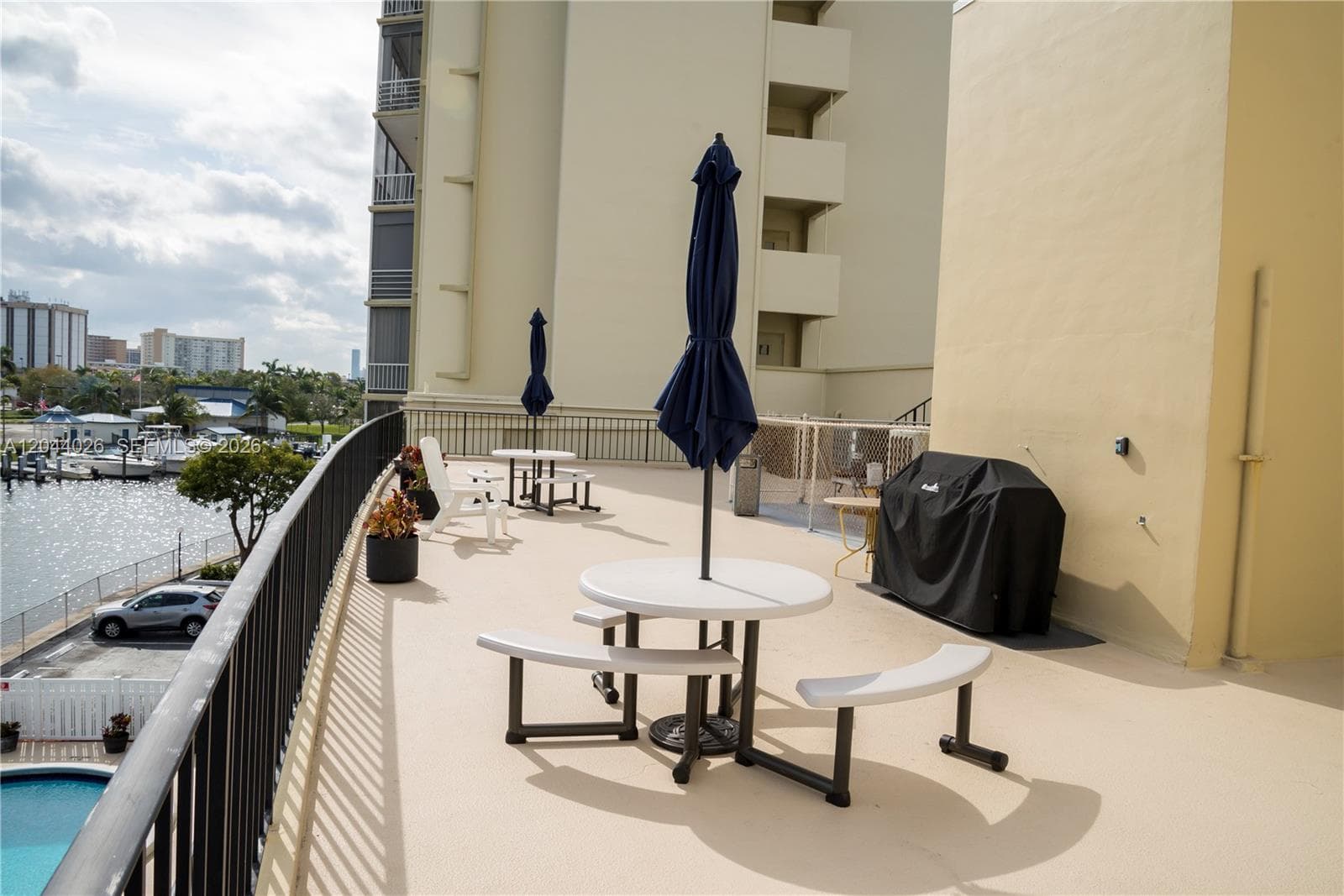 FAIRWAYS · #234 in Hallandale Beach - Photo 13