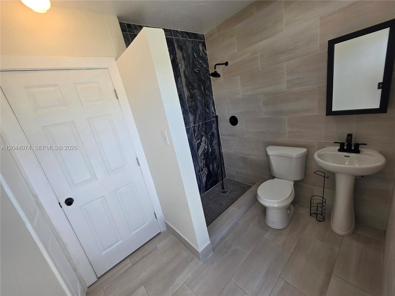 WINNERINN APARTMENTS CO-O · #3 in Hallandale Beach - Photo 12