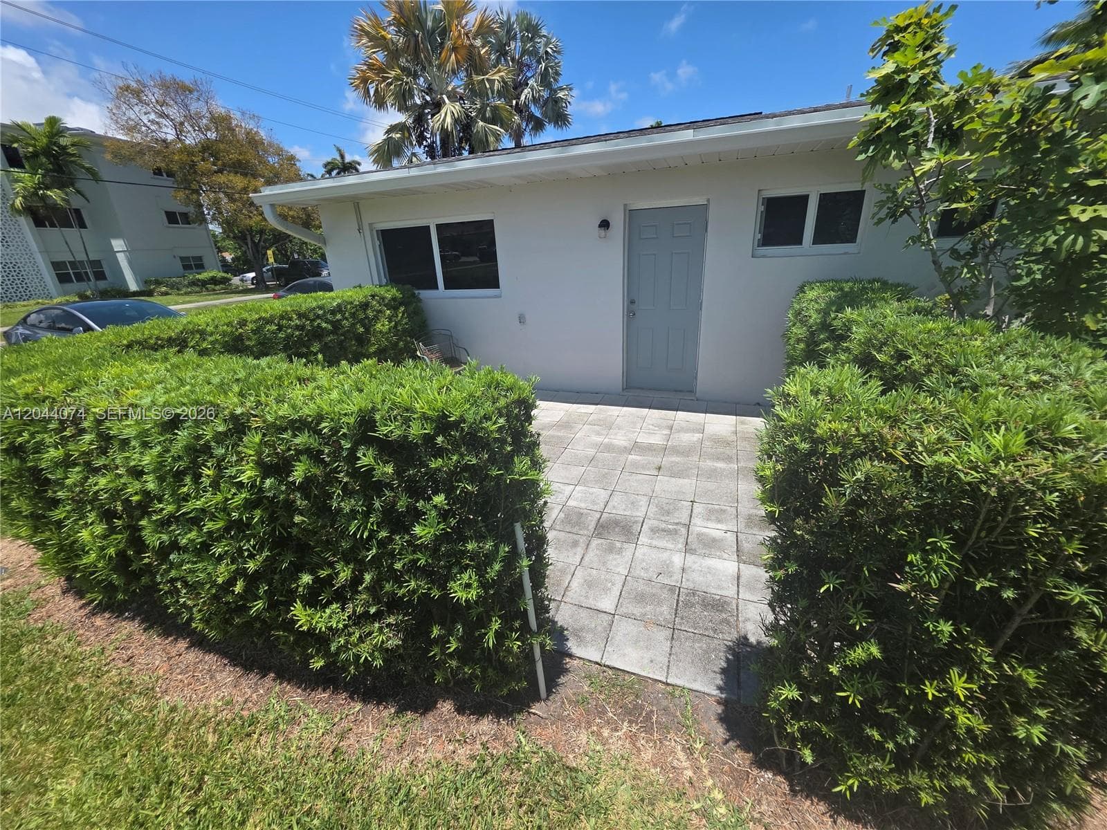 WINNERINN APARTMENTS CO-O · #3 in Hallandale Beach - Photo 5