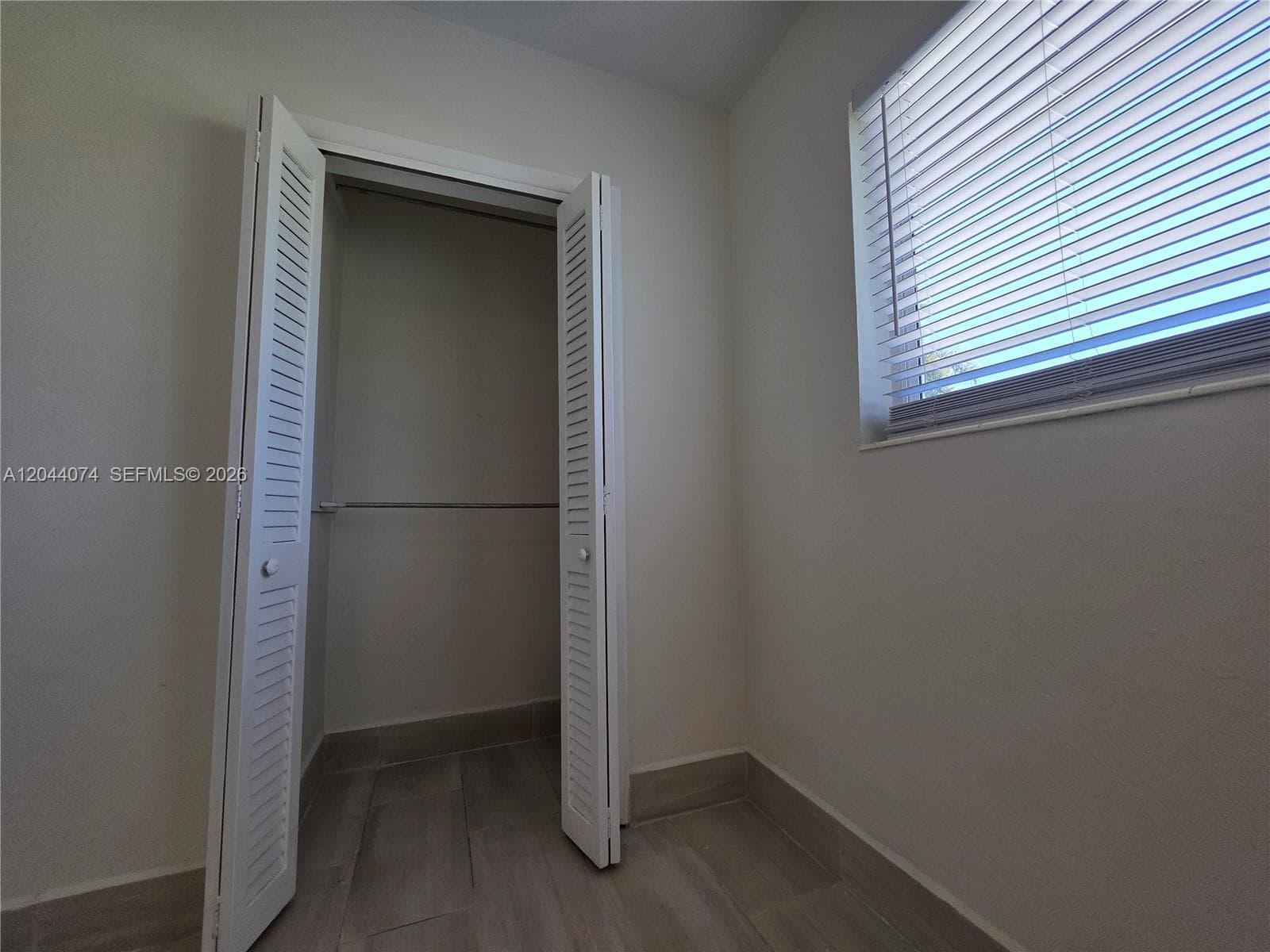 WINNERINN APARTMENTS CO-O · #3 in Hallandale Beach - Photo 11