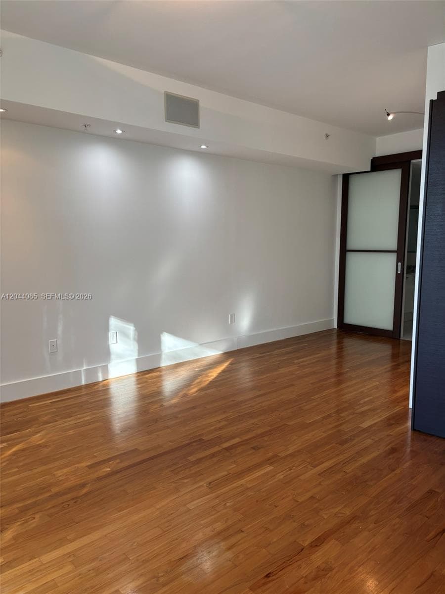 THE MERIDIAN CONDO · #309 in Miami Beach - Photo 24