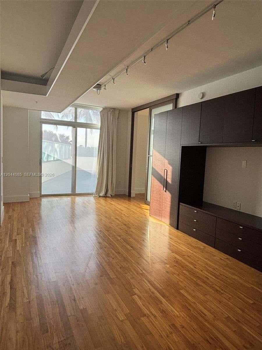 THE MERIDIAN CONDO · #309 in Miami Beach - Photo 34