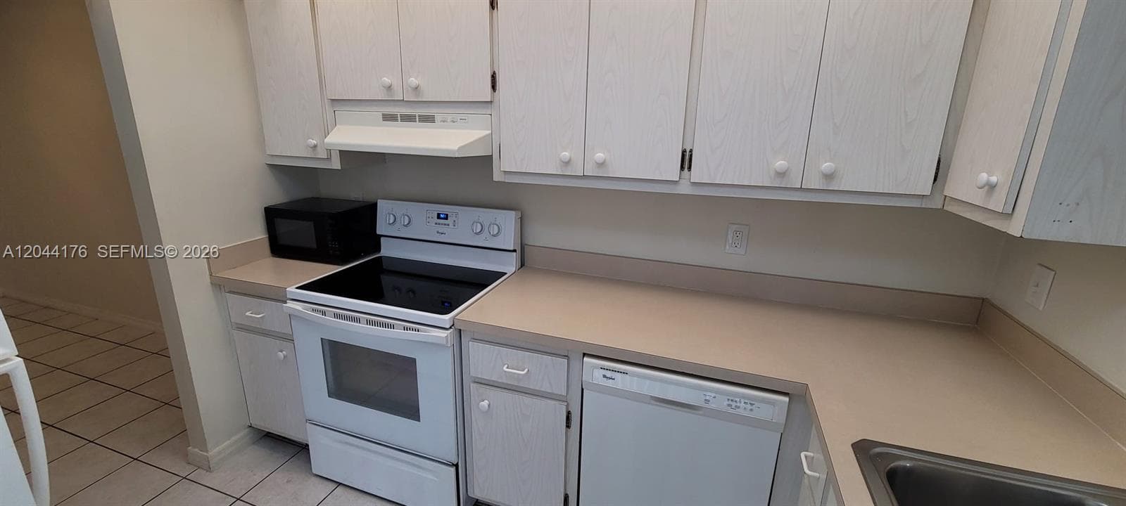MARINE COLONY CONDO · #129 in Pompano Beach - Photo 6