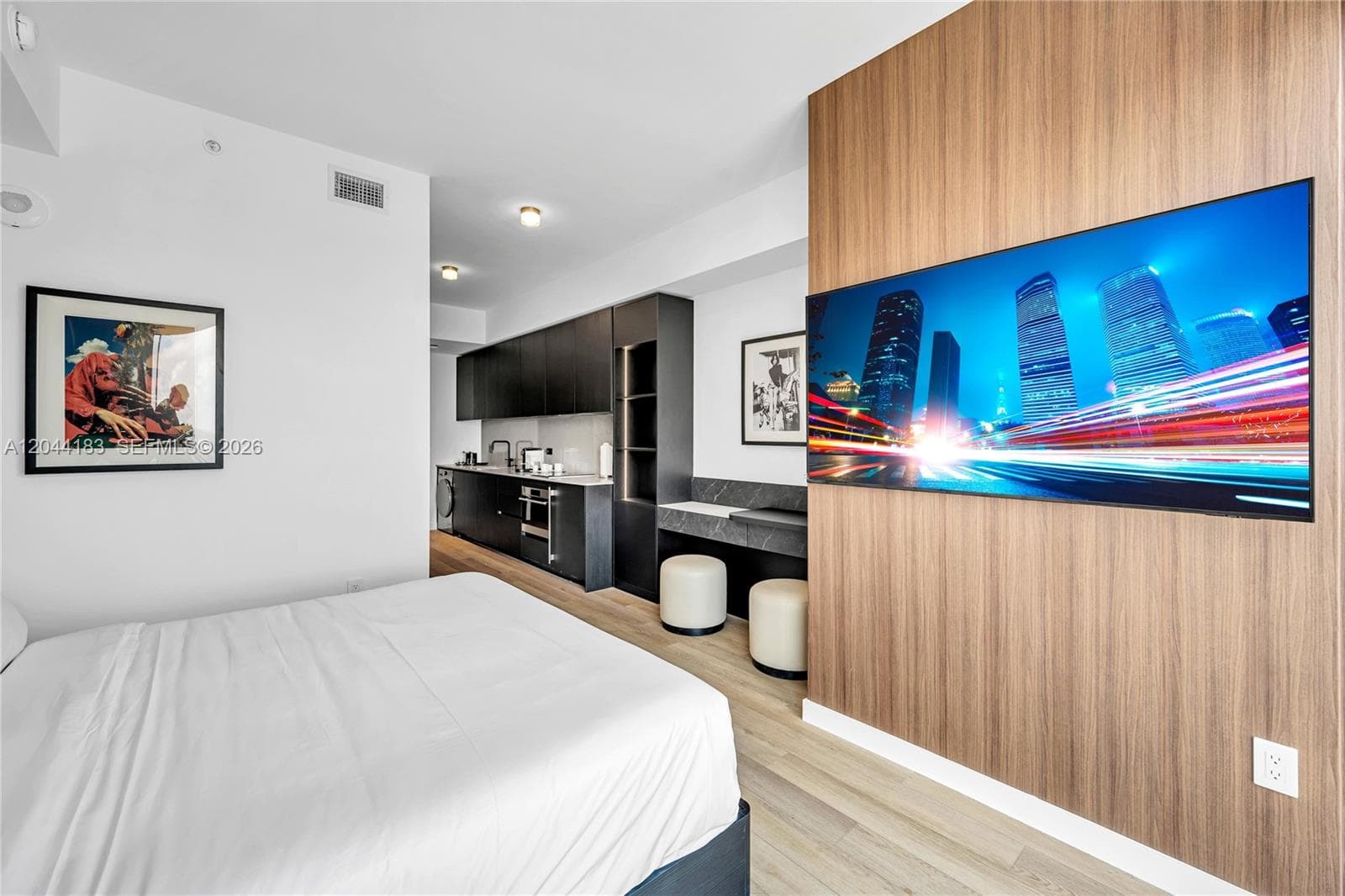 E11EVEN Hotel & Residences · #EXECHPH04 in Miami - Photo 9