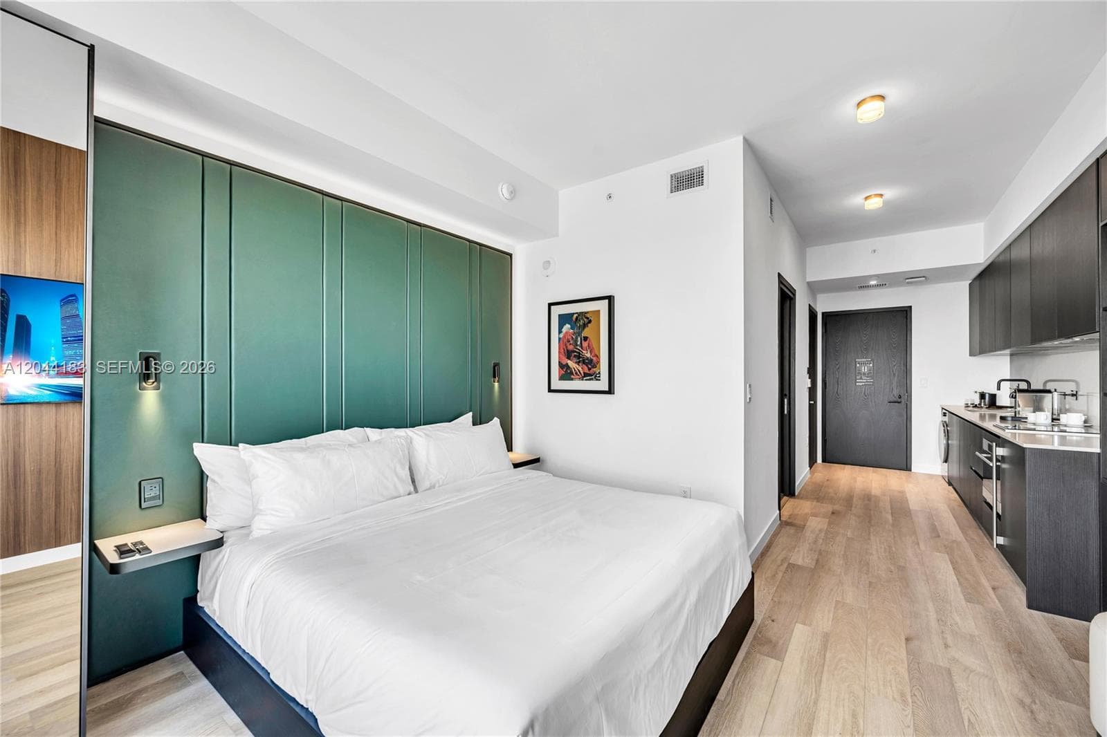 E11EVEN Hotel & Residences · #EXECHPH04 in Miami - Photo 8