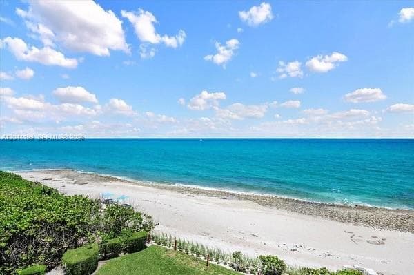 COTE D AZUR CONDO · #1-1103 in Riviera Beach - Photo 3