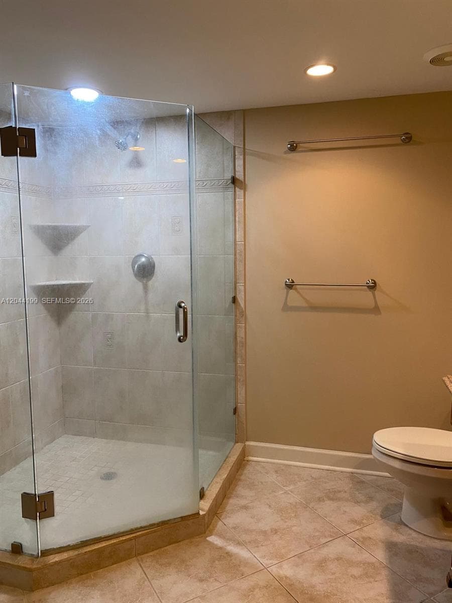 COTE D AZUR CONDO · #1-1103 in Riviera Beach - Photo 9