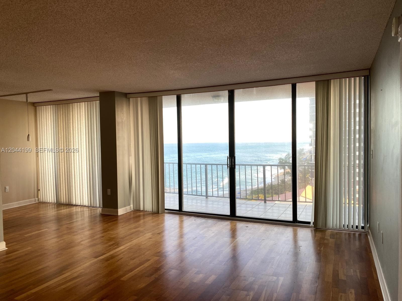 COTE D AZUR CONDO · #1-1103 in Riviera Beach - Photo 10