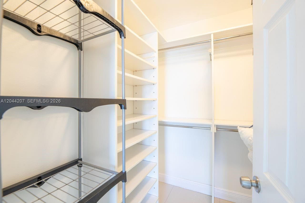 DORSET HOUSE CONDO · #C1011 in North Miami - Photo 20
