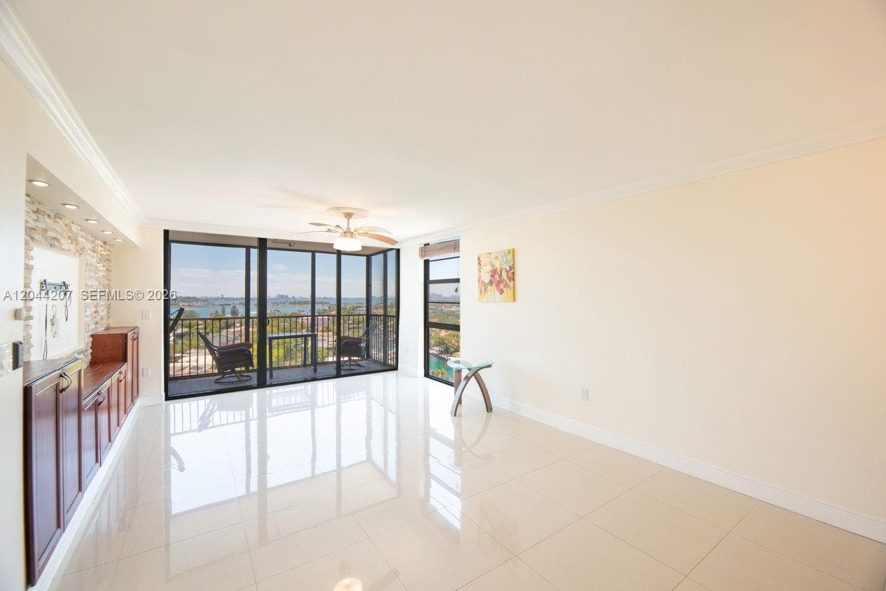 DORSET HOUSE CONDO · #C1011 in North Miami - Photo 4