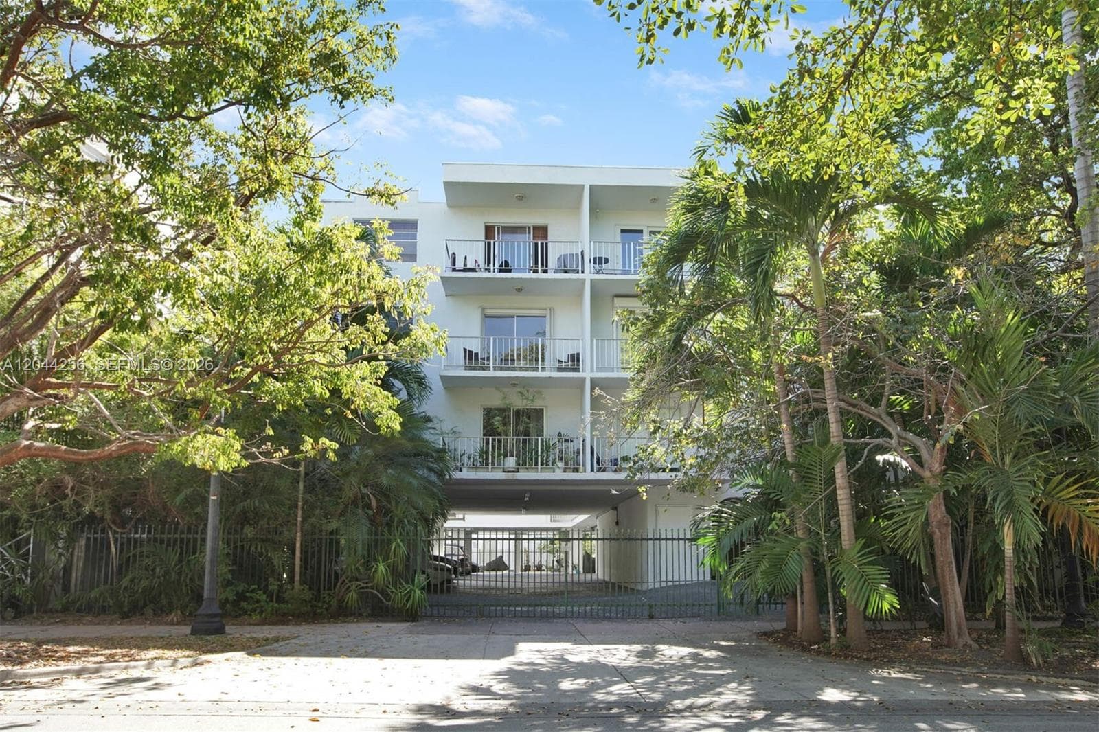 LASER CONDO · #2E in Miami Beach - Photo 23
