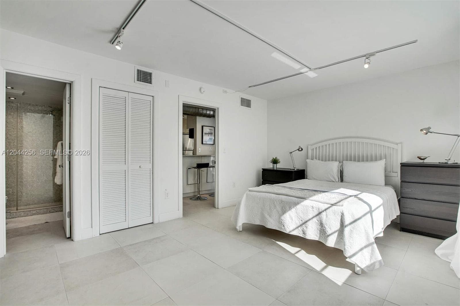 LASER CONDO · #2E in Miami Beach - Photo 12