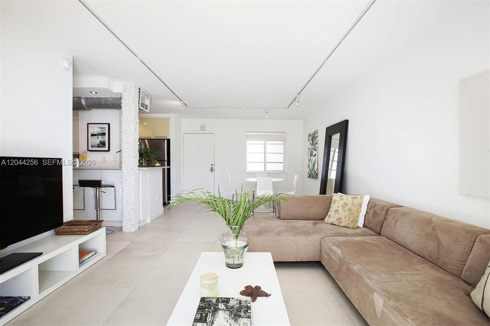 LASER CONDO · #2E in Miami Beach - Photo 18