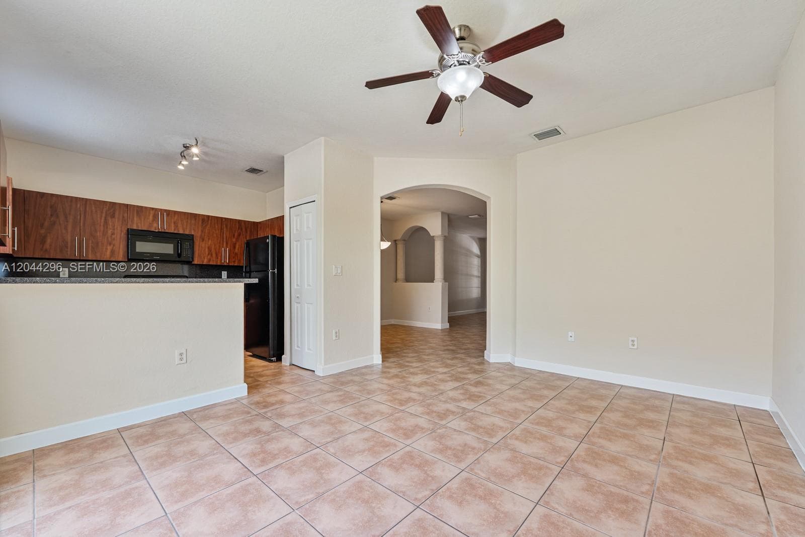 1452 SE 25th Ave photo 12