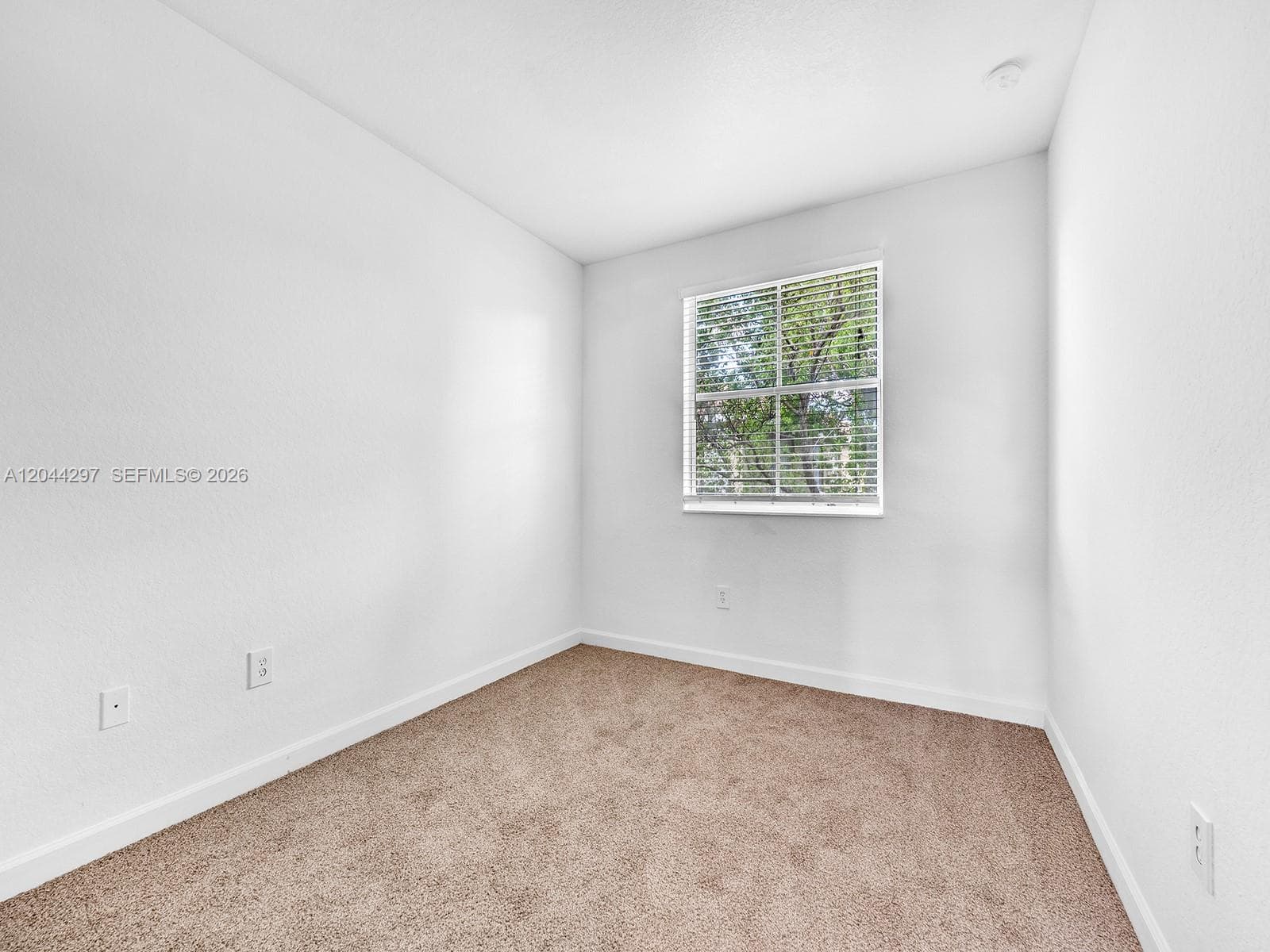 2482 SE 15th Ct photo 23